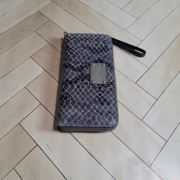 Michael Kors Grey Black Snakeskin Embossed Leather Wallet - Picture 3 of 15